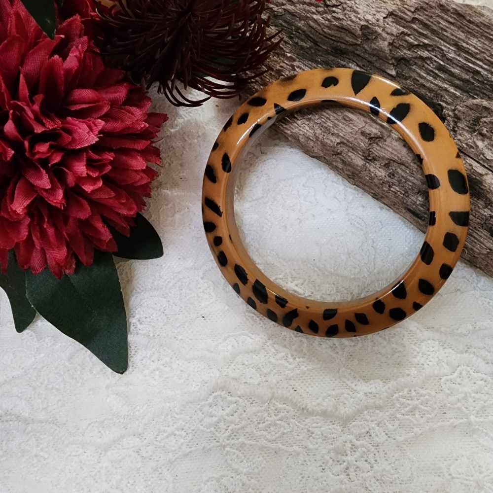 Vintage Leopard Print Bangle Bracelet